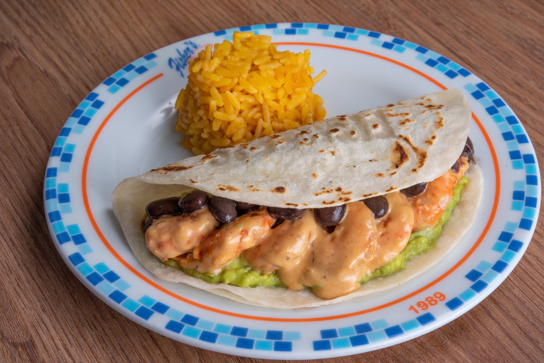 Taco de camarón estilo Fisher's